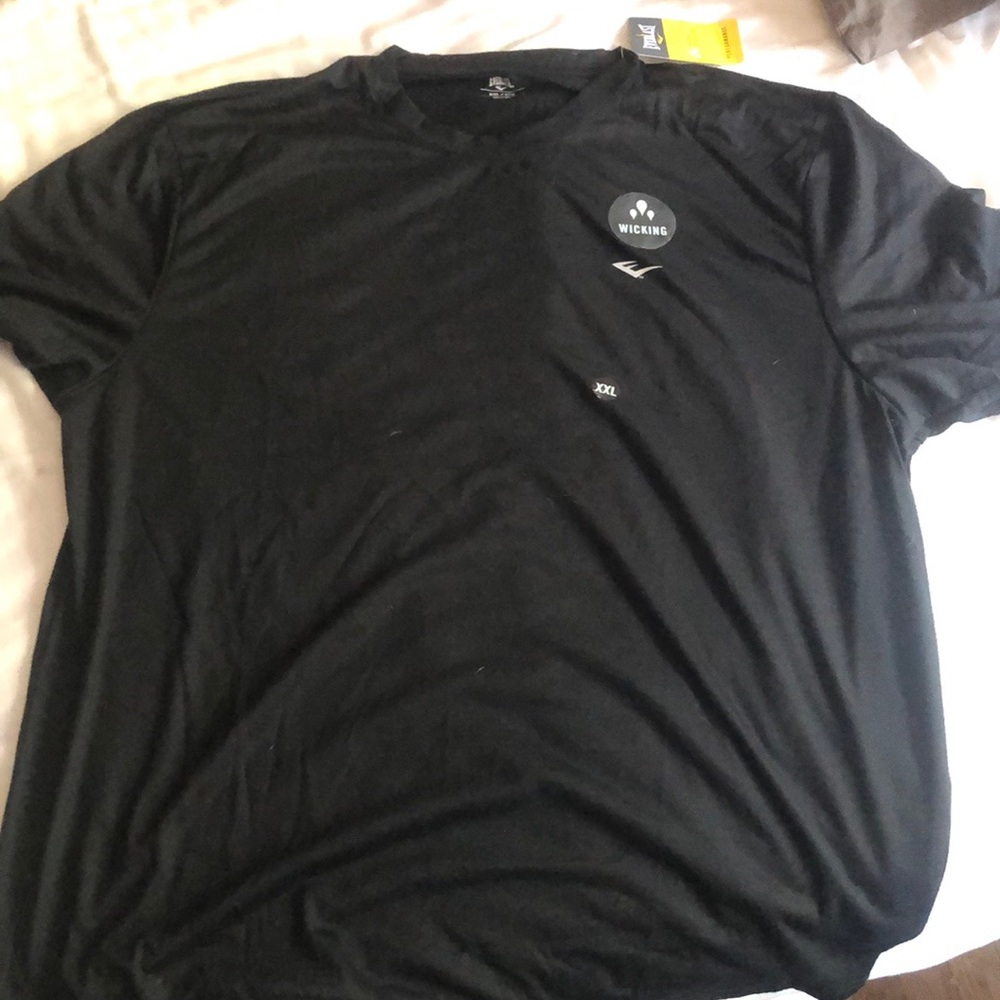 Everlast workout shirt